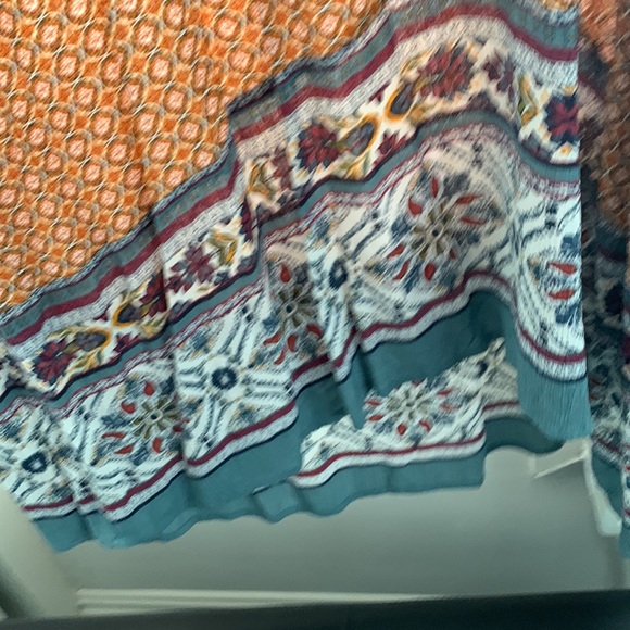 Brand new, never worn with tag still on it. - Picture 5 of 14